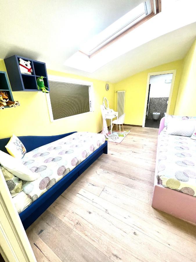 Ferienwohnung Attico Darsena Nuova Ravenna Exterior foto